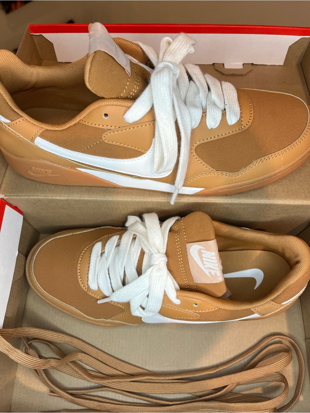 Nike Women’s Brown Sneakers with White Swoosh | Excellent Condition - Picture 3 of 13